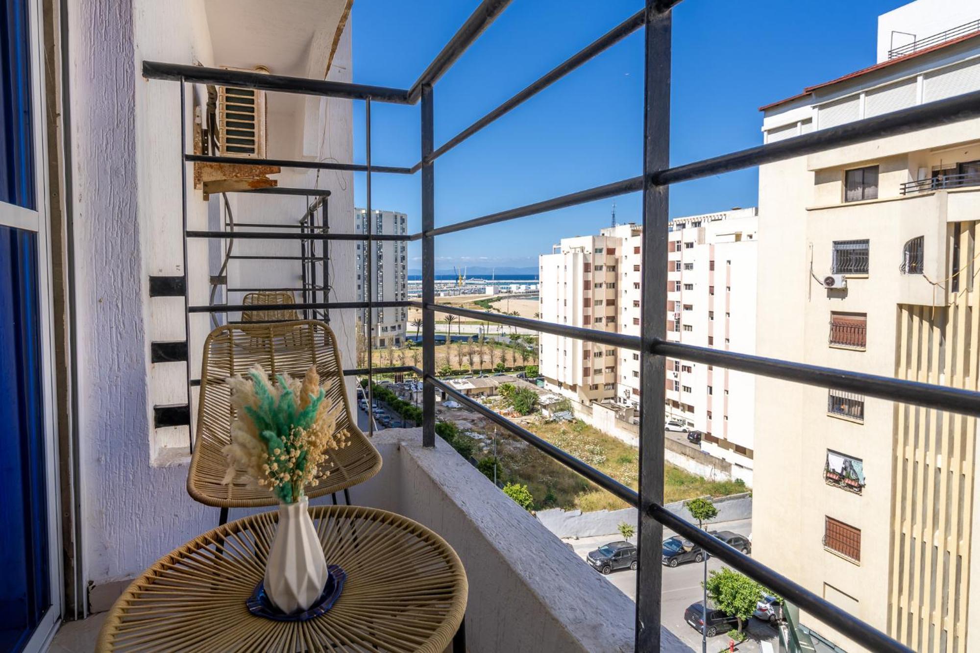 Appartement 2 Chambres Pres De La Corniche Танжер Екстериор снимка