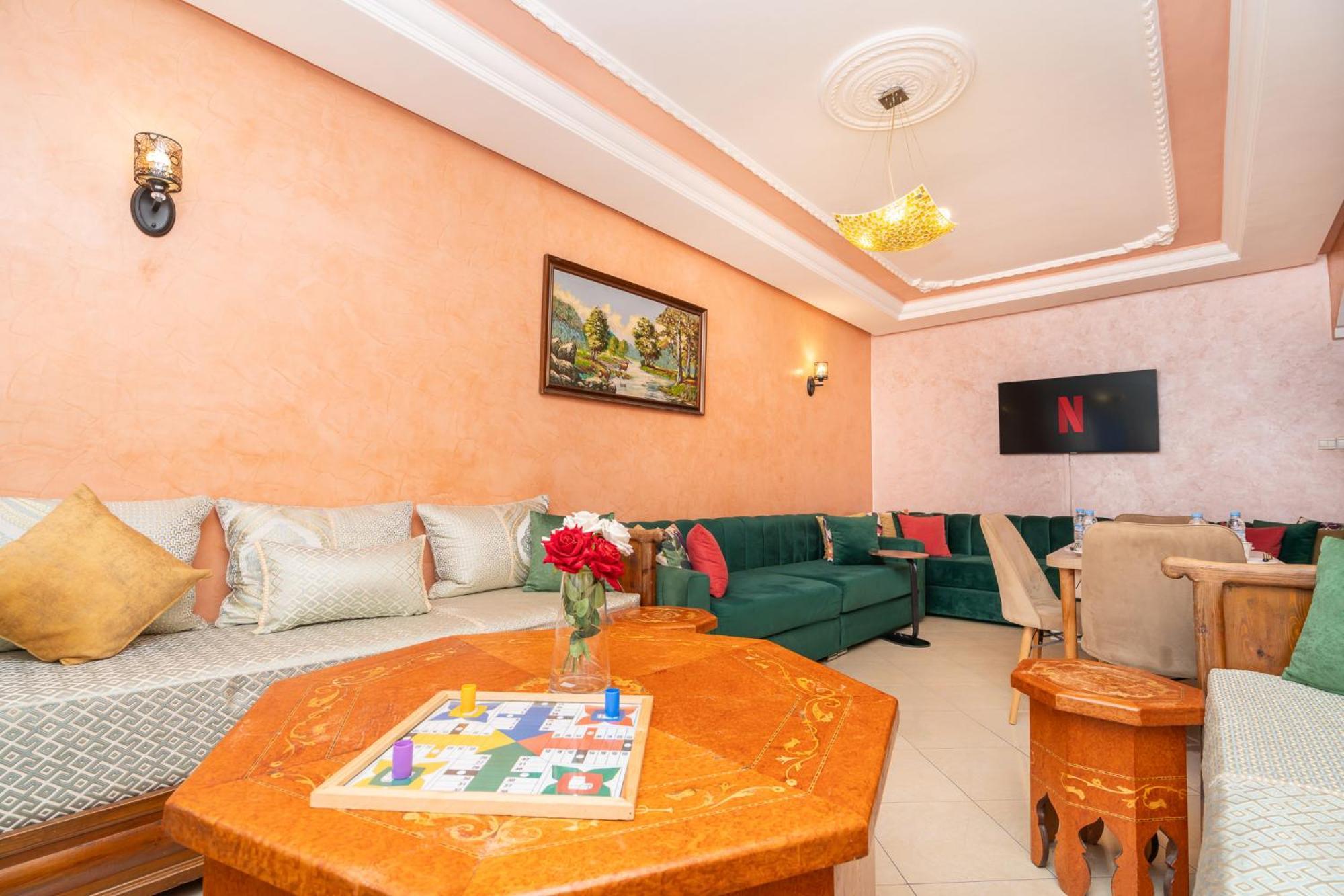 Appartement 2 Chambres Pres De La Corniche Танжер Екстериор снимка